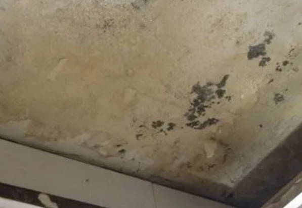清河阳台漏水维修公司分享下清河卫生间渗水维修需要注意哪些问题。